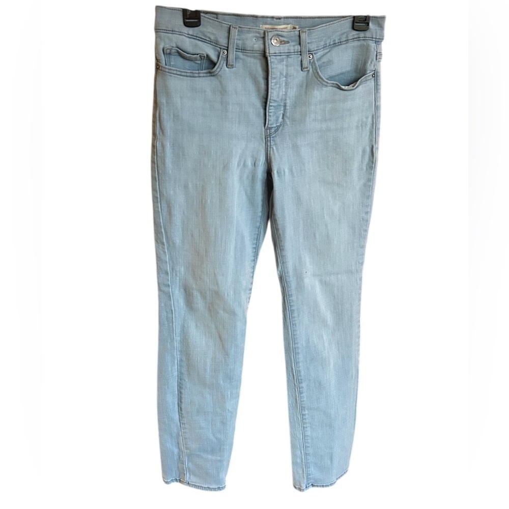 Levi Strauss Women’s Shaping Straight Jeans